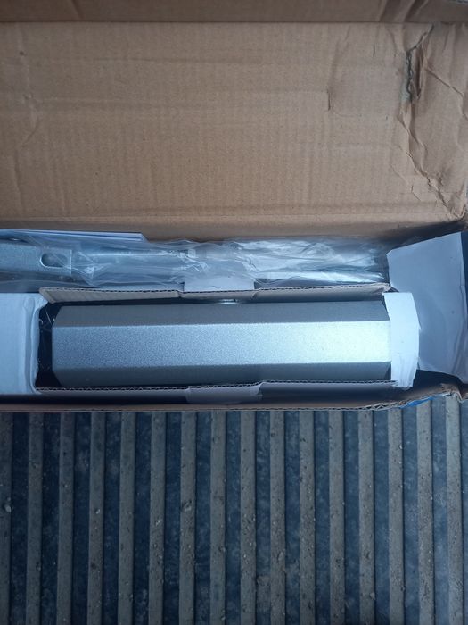 Доводчик дверной