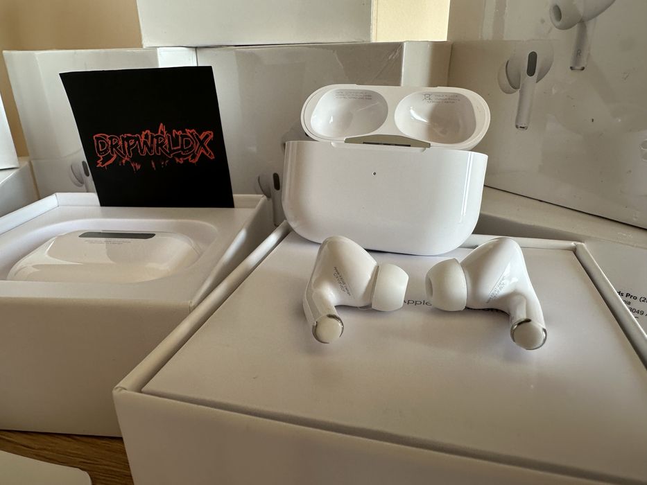 Запечатани APPLE AirPods Pro 2 2nd Gen (USB-C)