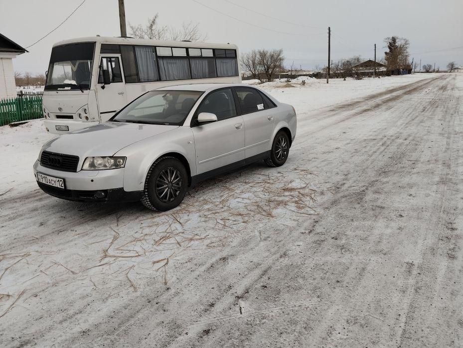 Продам Ауди А4 срочно