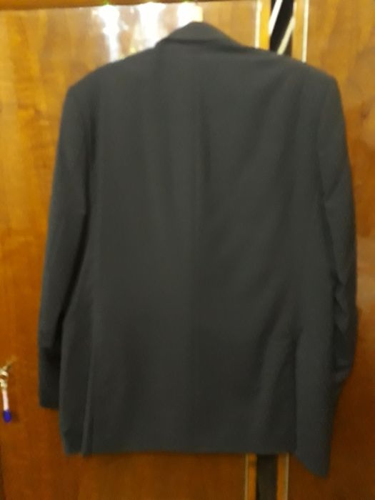 Мужской костюм продается, новый