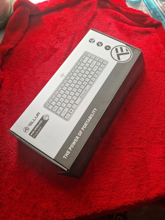 Tastatura noua - defectă din fabrica