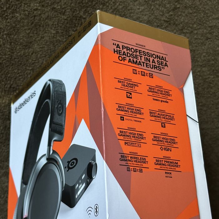 Steelseries Arctis Pro Wireless
