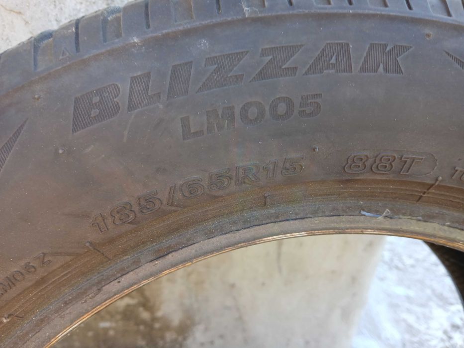 Гуми Bridgestone Blizzak LM005 185/65/15 Dot3423.
