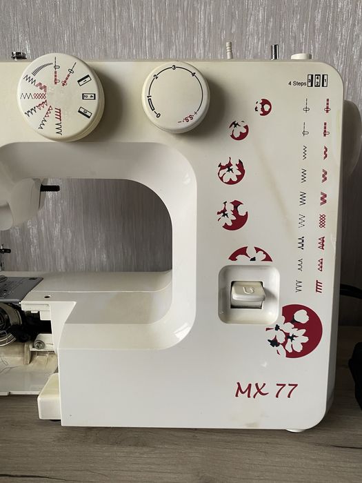 Швейная машинка Janome MX77