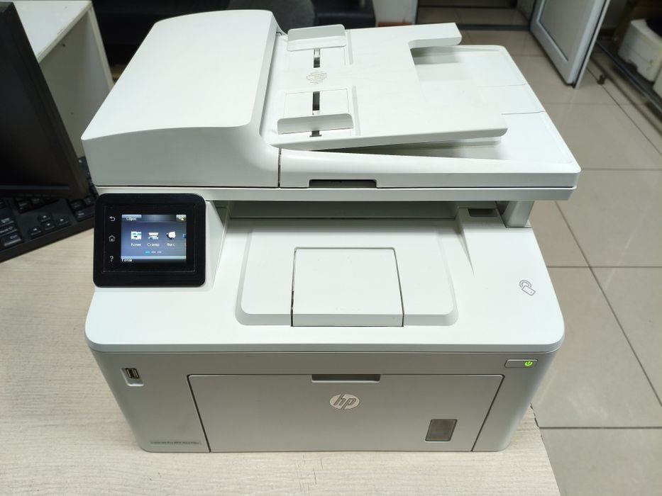 Продам принтер МФУ Hp m227fdw.
