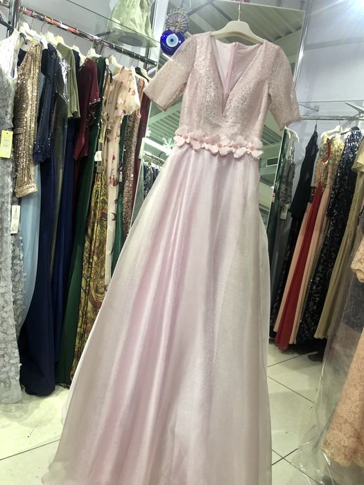 Вечернее платье