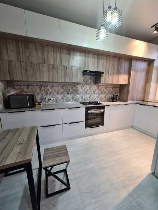 Срочно сдаётся 2ком/7/8 Евро Квартира 60кв. в новостройке.