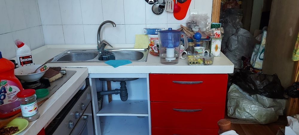 Продам гарнитур 20000 без раковины