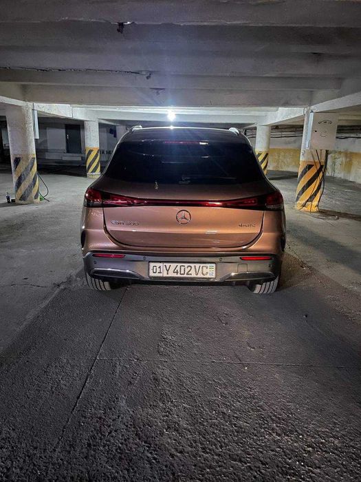 продаётся Mercedes-Benz EQA 300