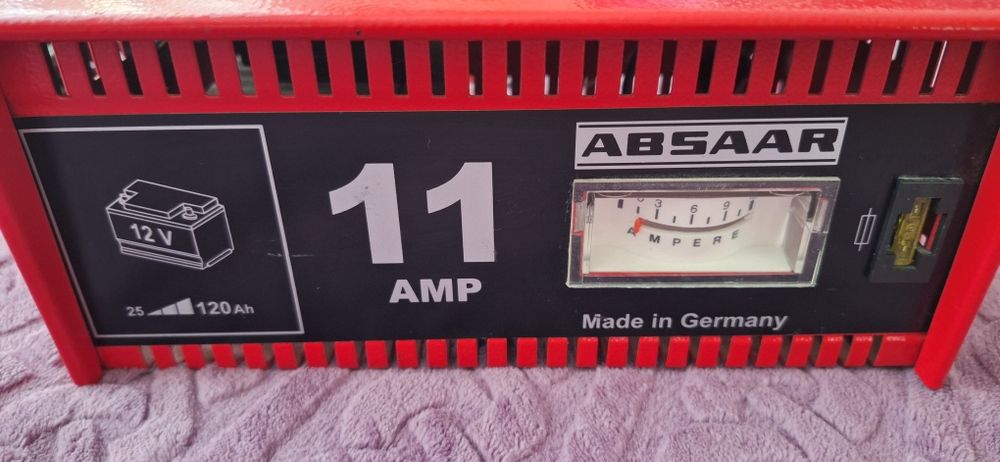 Зарядно за акумулатор -ABSAAR 11A.Немско