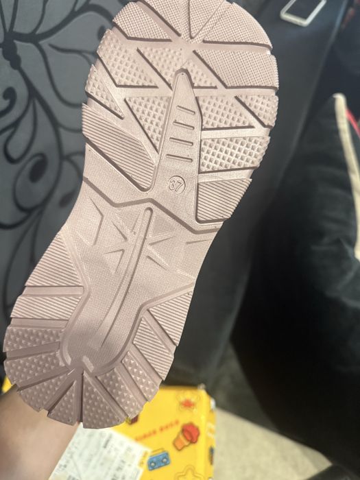 Ботинки на девочку