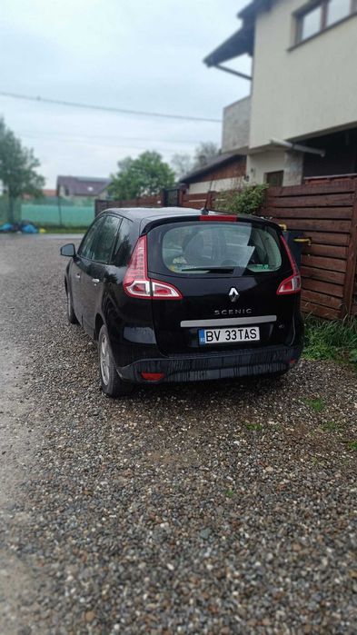 Renault Scenic 2011