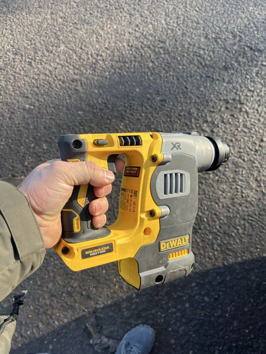 DEWALT префаратор аккумуляторны