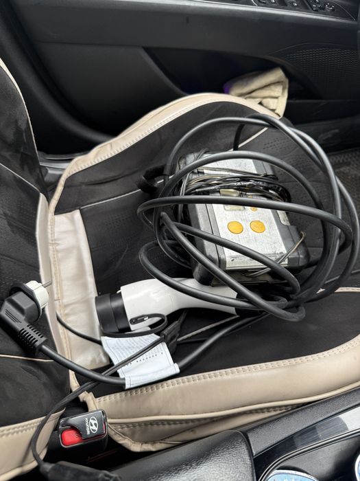 Зарядка машина электро