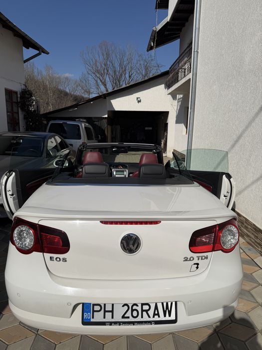 Volkswagen Eos decapotabil