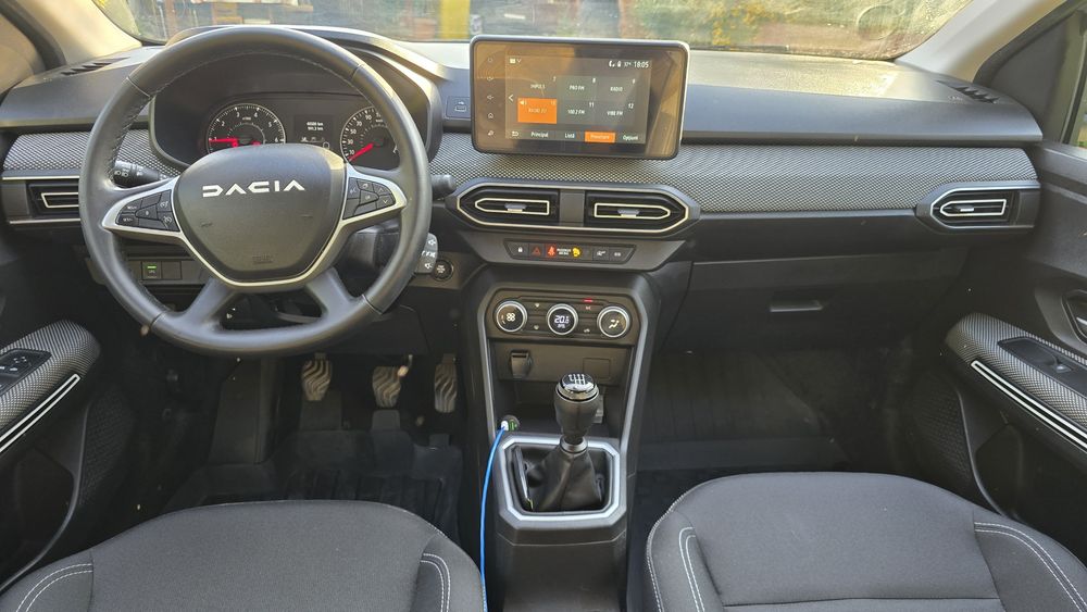 Logan Prestige eco-g 100 MT6  din 2023,cu 40500 km, benzina + GPL , 1000 cc, 100 CP, / 67 kw  pret 12650 euro