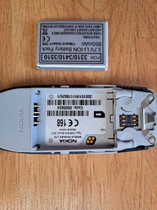 Nokia 3310 funcțional