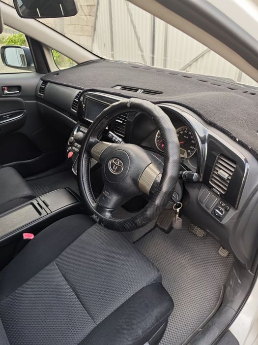 Продам Toyota wish