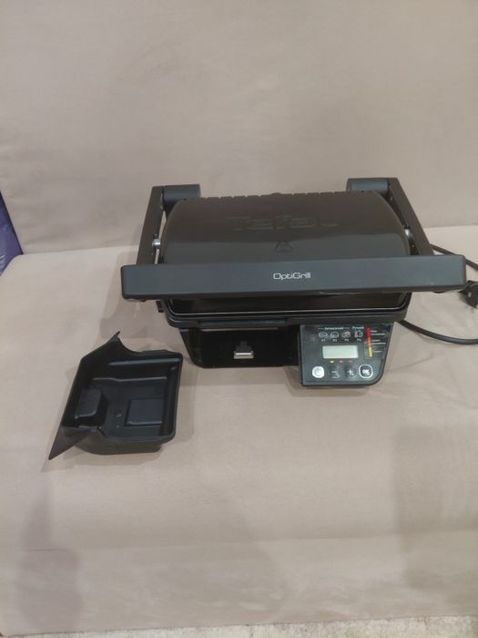 Продавам OptiGrill Tefal