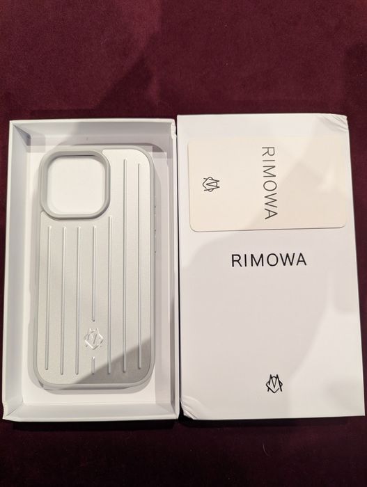 Husă  Rimowa iPhone 16 Pro
