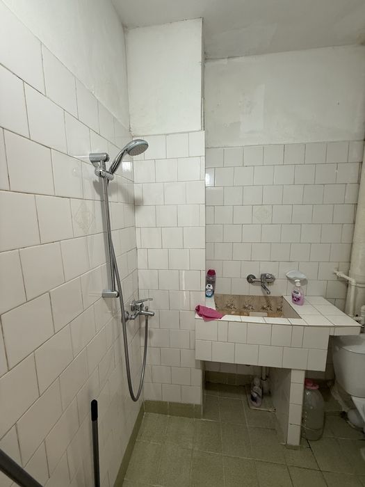 Апартамент в центъра на гр. Девня