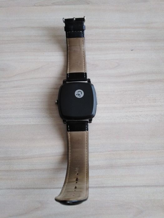 Стилен Смартчасовник