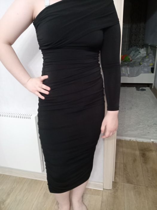 Срочно продам платья