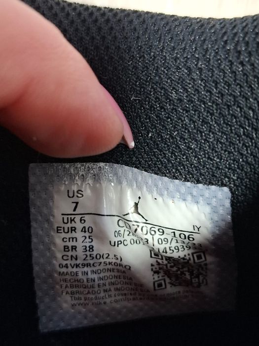Adidasi  Nike Jordan