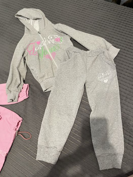 Продам детские костюмы