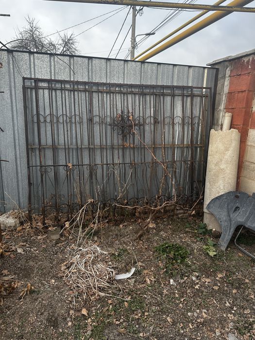 Решетки на окна б/у