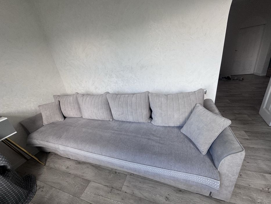 Продам диван пости новый! За 320.000