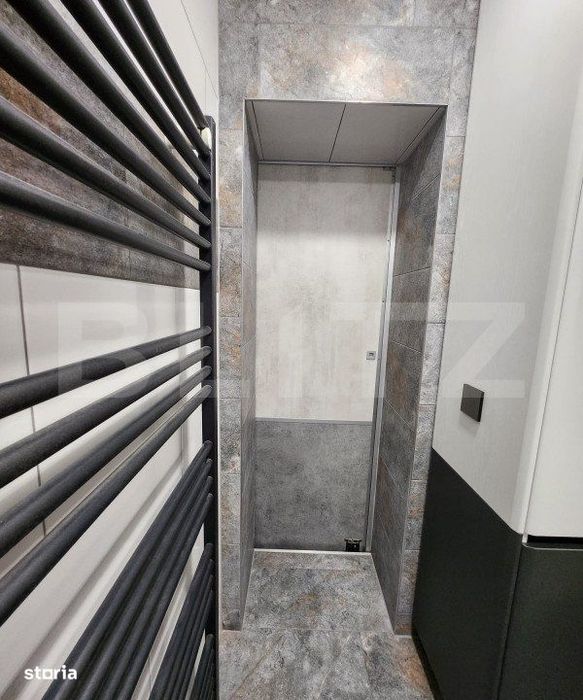 Casa cu 3 camere, 2 bucatarii, Teren de 1000 mp, zona Unirii