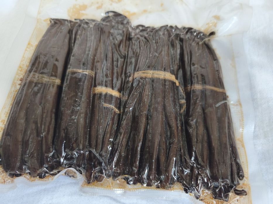 Vând Păstăi de Vanilie Bourbon – Madagascar Premium