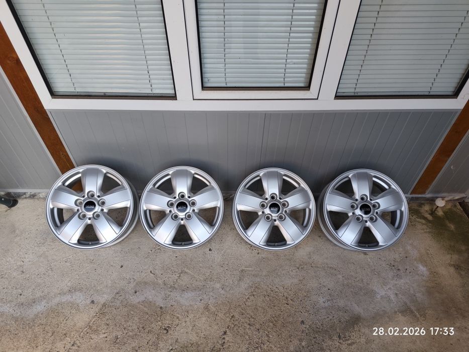 15/5/112-МИНИ КУПЪР НОВ внос перфектни