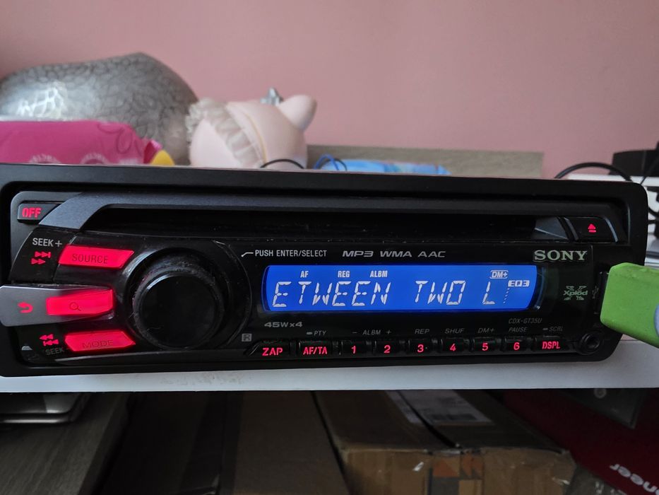 Продавам Sony с усб