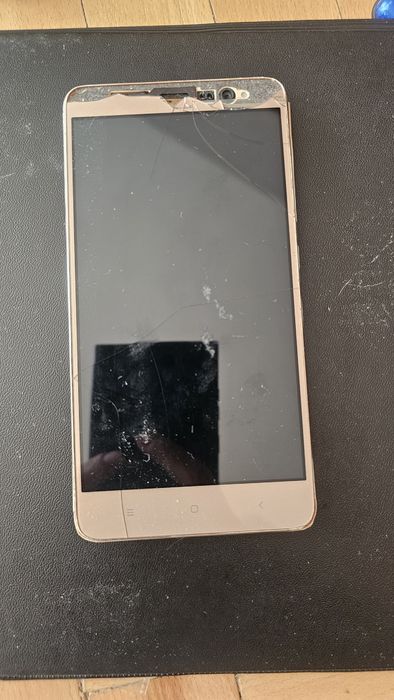 Huawei телефони за ремонт или части