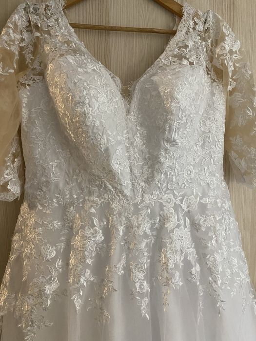 Rochie de mireasa A-line