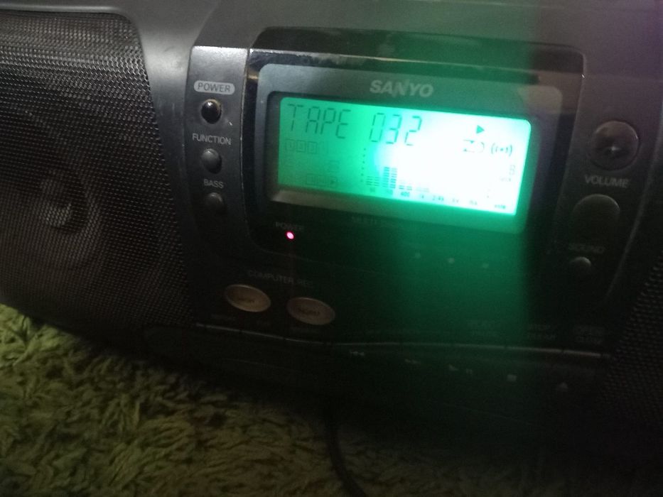 Casetofon vitange 3in 1 radio casetofon sidi
