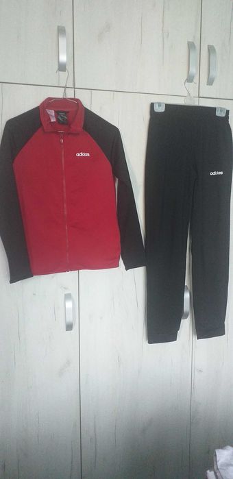 Детски фирмени оригинални дрехи размер 146-152/35-60лв.брой