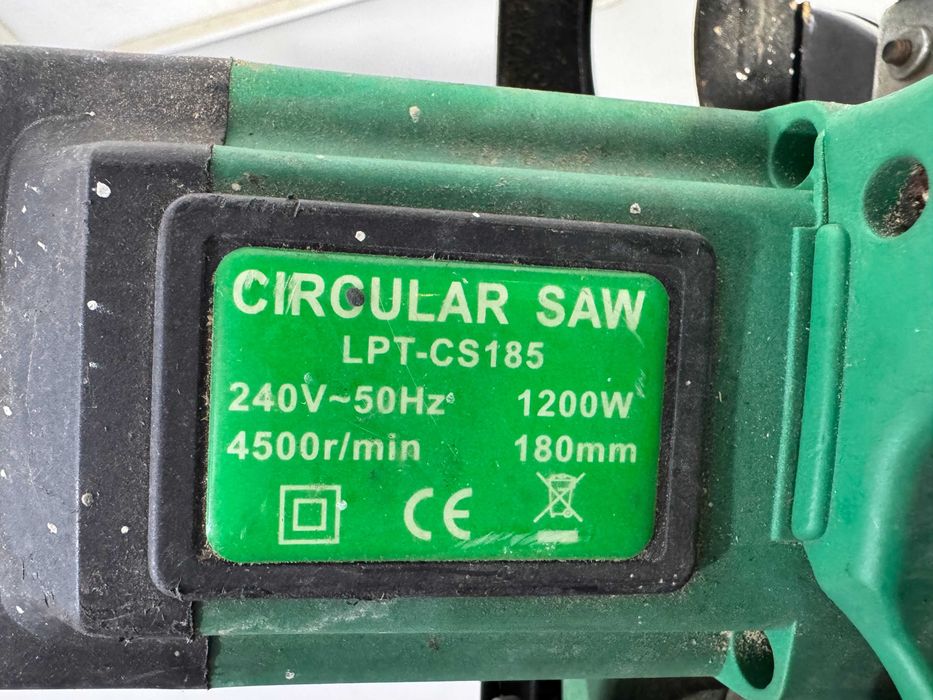 Ръчен циркуляр - Lucas 1200 W / 180 mm