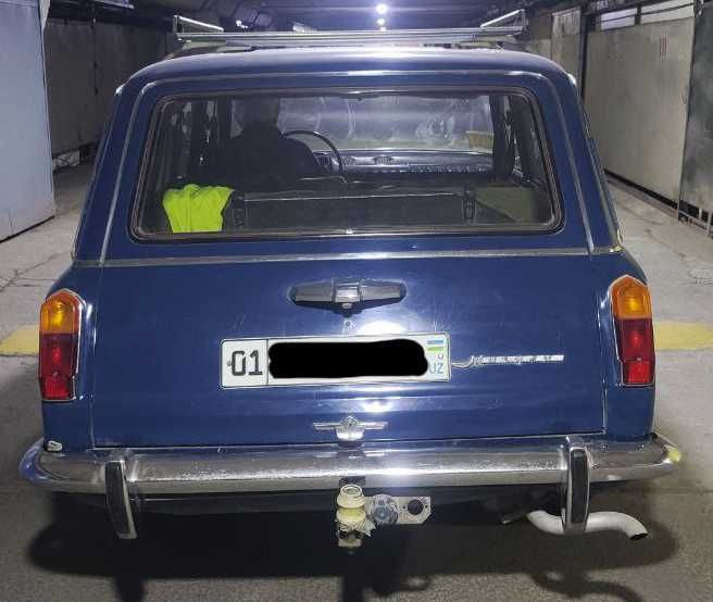 Антикварная ВАЗ-2102 фургон + прицеп