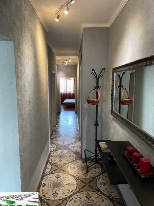 Дава се под наем Етаж от къща в Пловдив, Каменица 1 - 120 кв.м за 700 € - Снимка #5