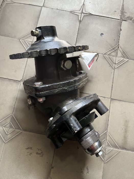 Редуктор на комбайн