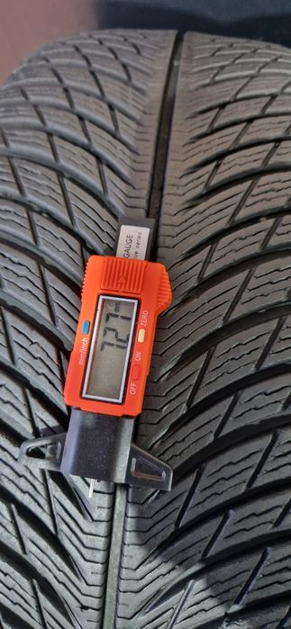 2 Anvelope ca noi Michelin 235 50 R19 M+S. Dot 2021