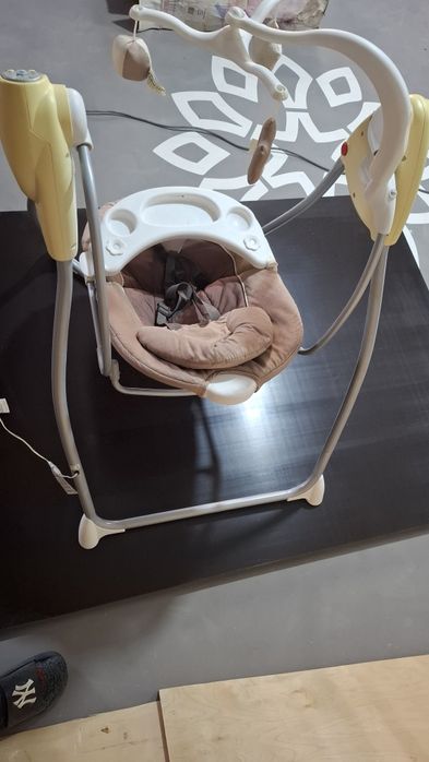 Кресло качалка шезлонг для детей Graco