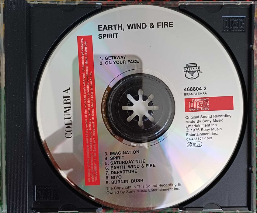 Продавам четири диска на Earth Wind & Fire и един диск на Stevie Wonder