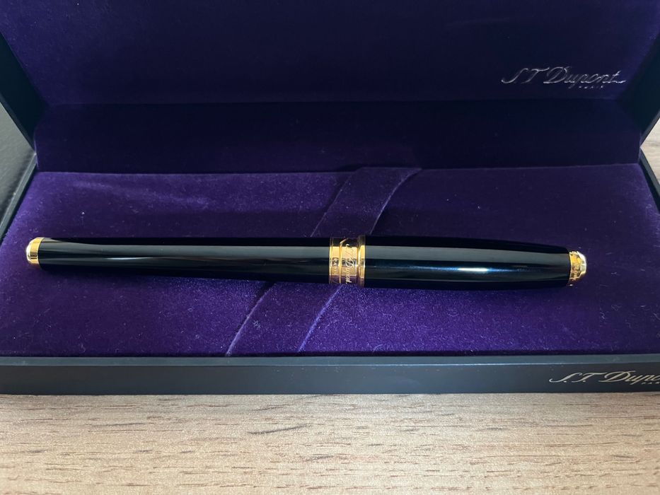 S.T. Dupont Olympio (наричан още Orpheo) в размер Large