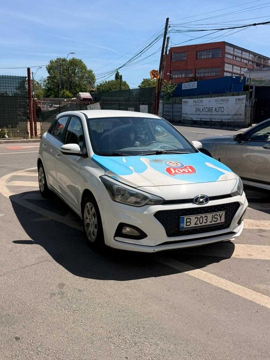 HYUNDAI i20 2017