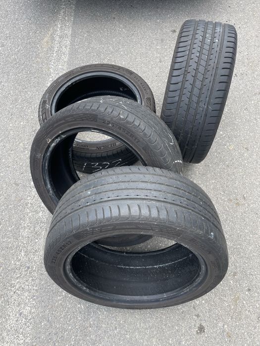 Anvelope vara 225/45 R17