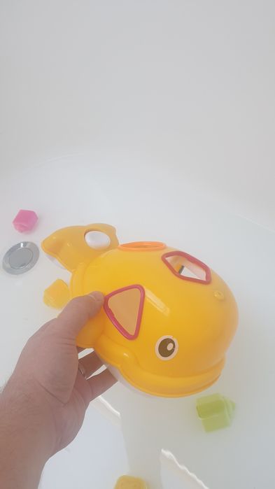 Jucarii baie, forme, plutesc, stropesc